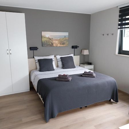 חוס Elvis Presley Private Studio With Kitchen And Airconditioning מראה חיצוני תמונה