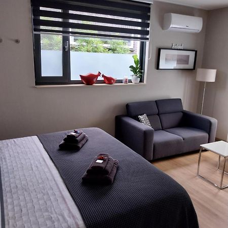 חוס Elvis Presley Private Studio With Kitchen And Airconditioning מראה חיצוני תמונה