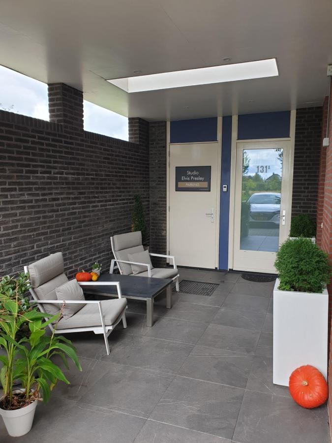 חוס Elvis Presley Private Studio With Kitchen And Airconditioning מראה חיצוני תמונה